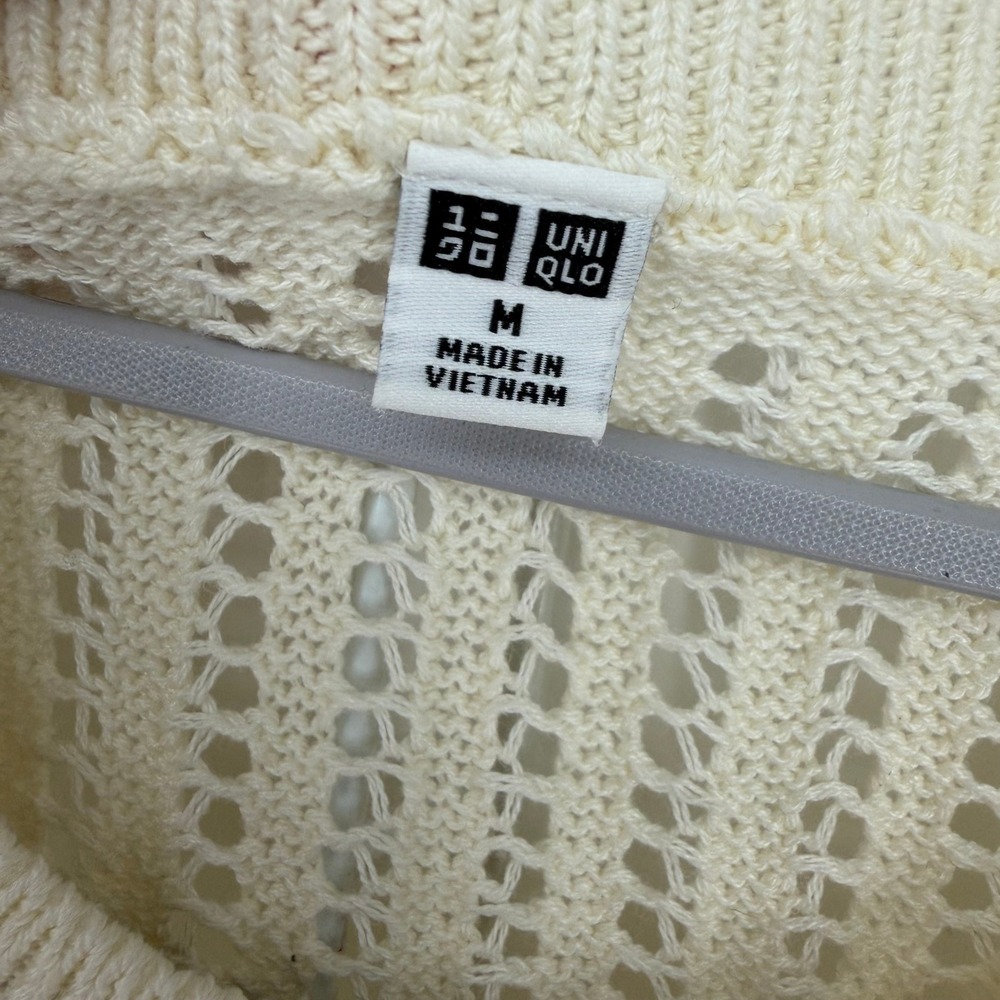 Uniqlo Sweater Vest Womens Medium Cream Pointelle Open Knit Preppy Minimalist - Picture 5 of 6